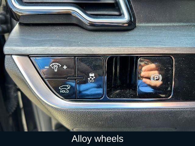 Used 2024 Kia Sportage X-Line w/ X-Line Premium Package image 33