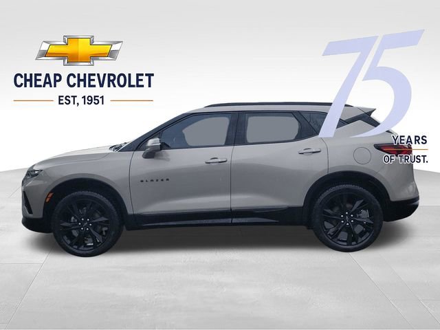 Used 2021 Chevrolet Blazer RS w/ Enhanced Convenience Package FWD image 2