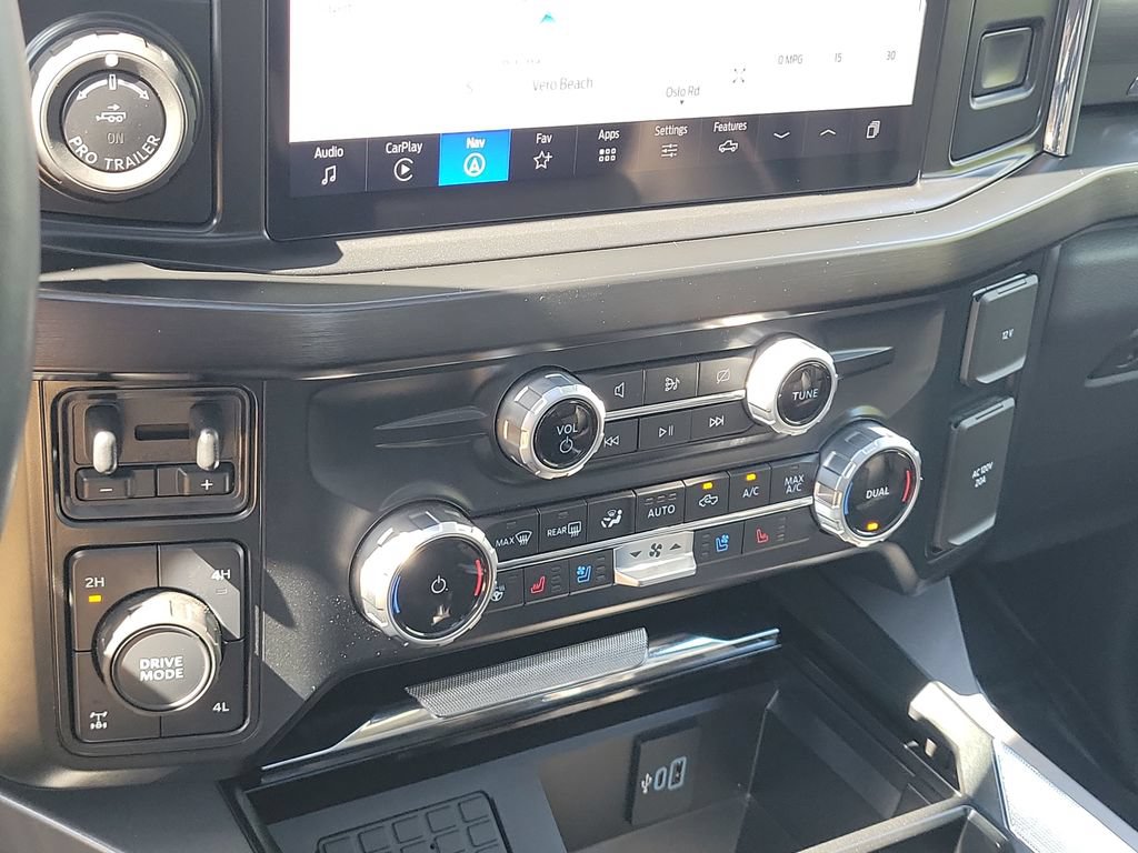 Used 2023 Ford F250 Lariat w/ Lariat Ultimate Package AWD/4WD image 19