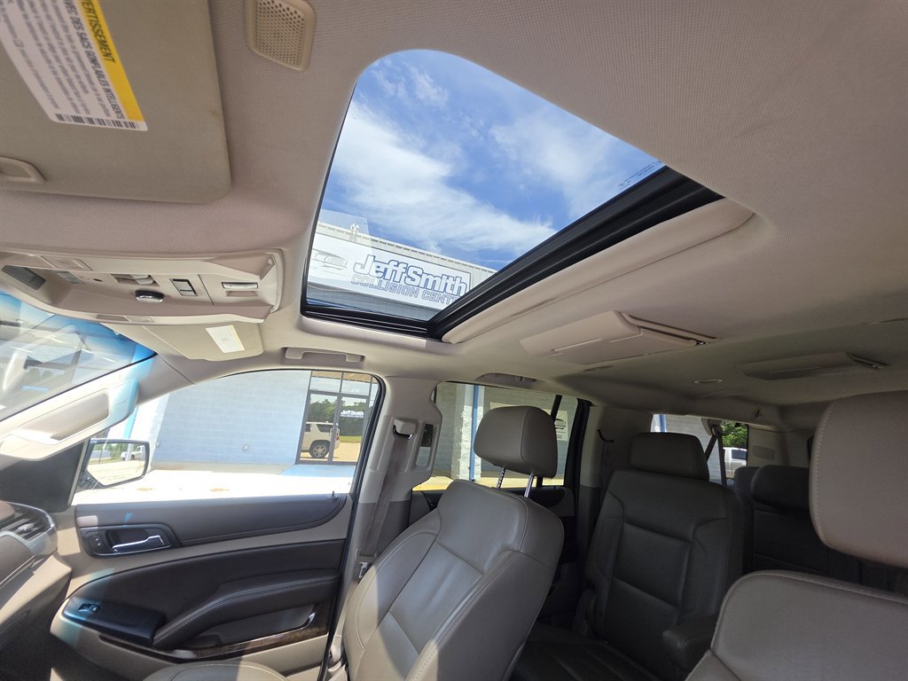 Used 2015 Chevrolet Suburban LT AWD/4WD image 12