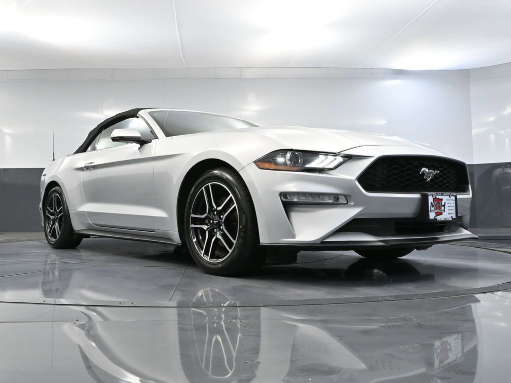 Used 2018 Ford Mustang Premium w/ Equipment Group 201A image 51
