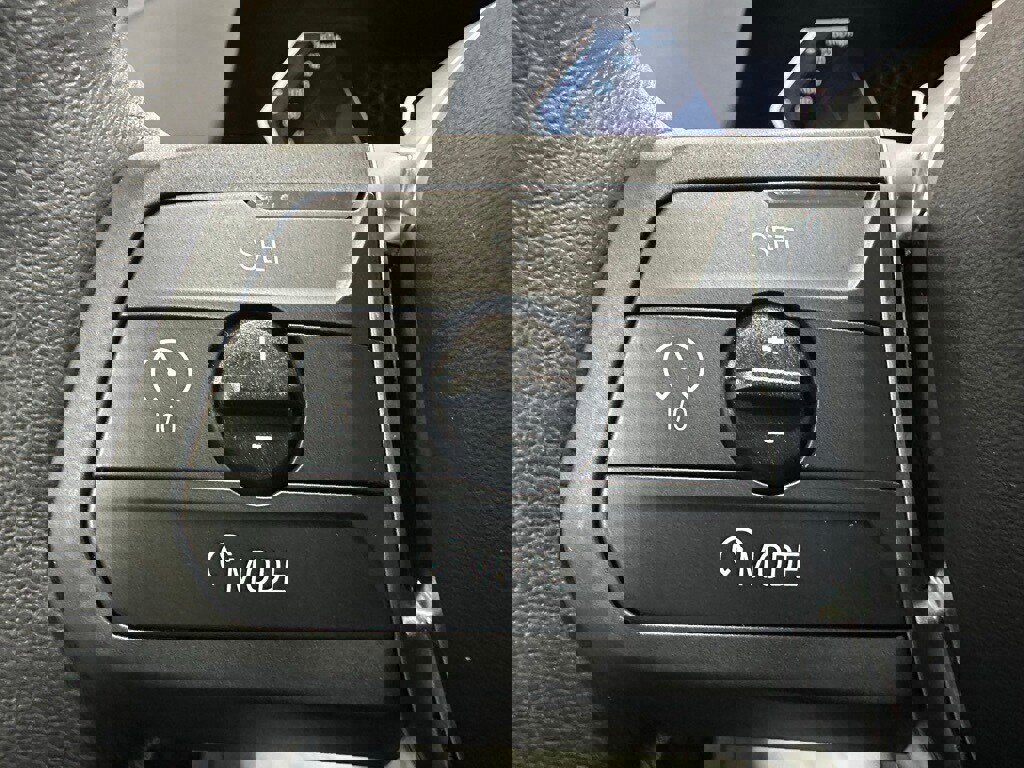 Used 2025 BMW X1 xDrive28i image 19