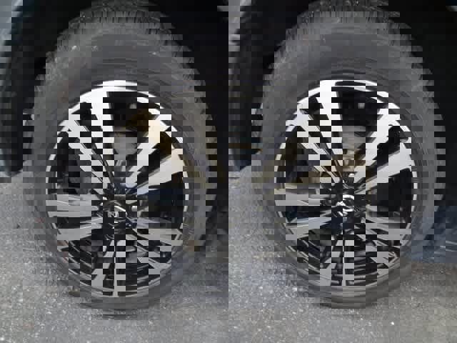 Used 2020 Nissan Kicks SV w/ Exterior Package image 20