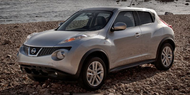 Used 2011 Nissan Juke S FWD image 1