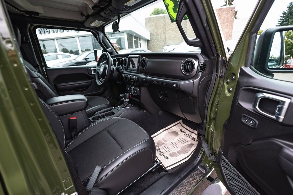 Used 2023 Jeep Wrangler Freedom Edition image 28