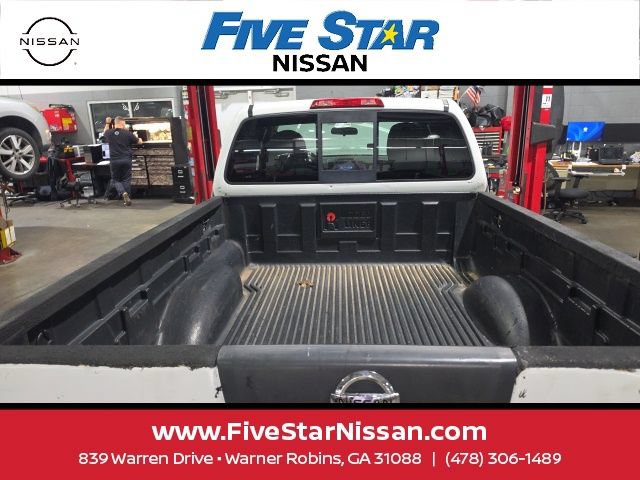 Used 2010 Nissan Frontier SE w/ Power Pkg RWD image 6