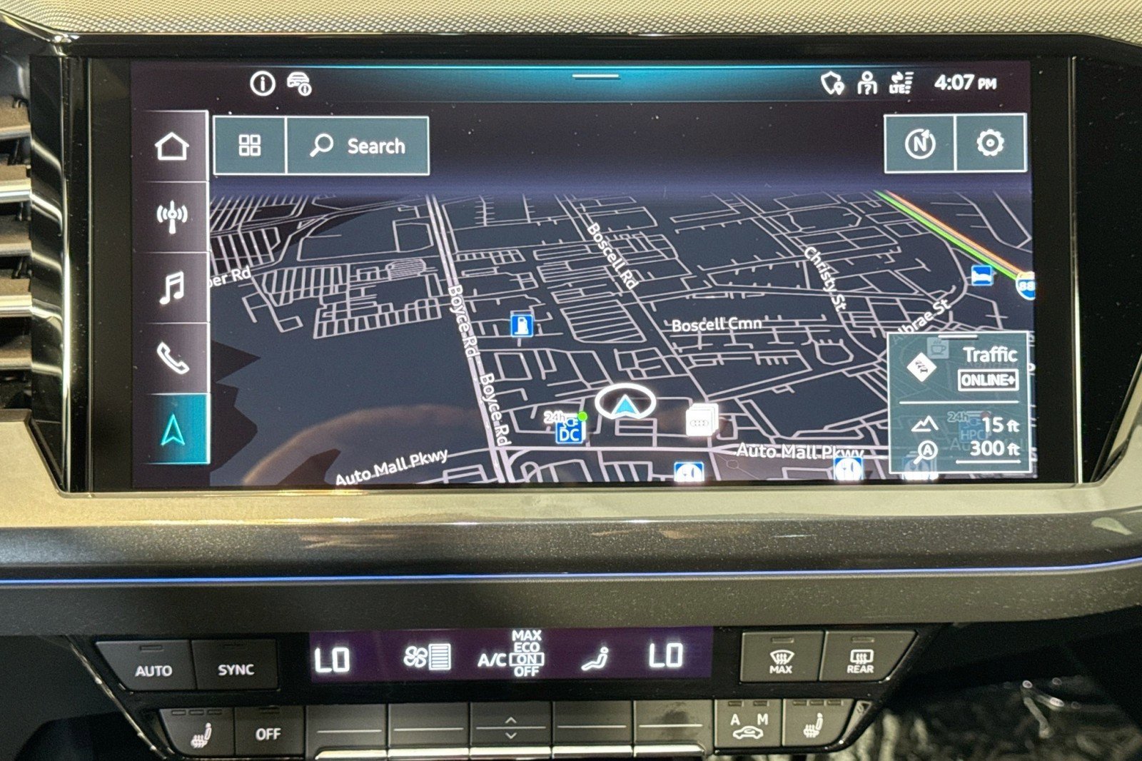 Used 2025 Audi Q4 e-tron Premium Plus w/ Premium Plus image 13