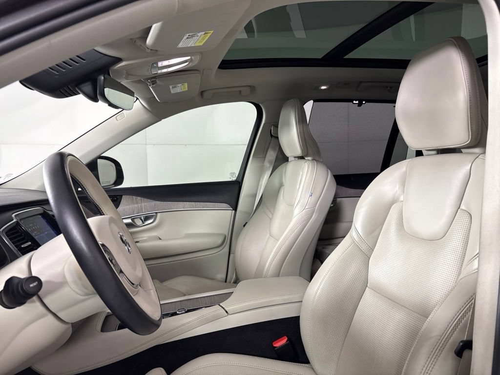 Used 2024 Volvo XC90 T8 Ultimate w/ Protection Package Premier AWD/4WD image 31