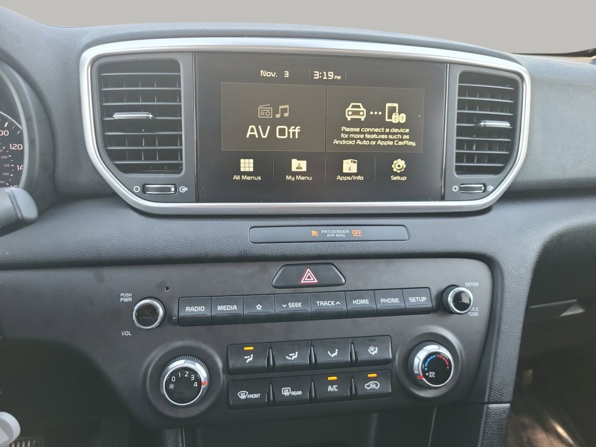 Used 2022 Kia Sportage LX image 11