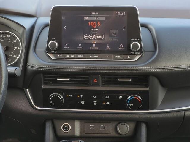 Used 2023 Nissan Rogue S image 30
