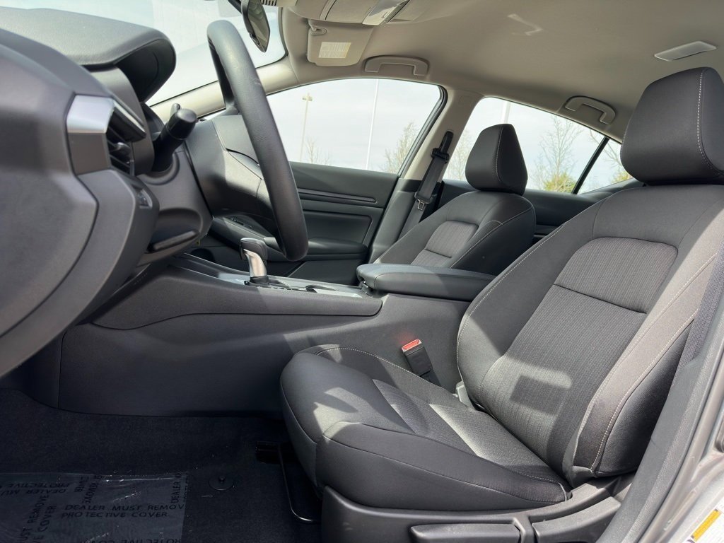 Certified 2025 Nissan Altima 2.5 S image 17