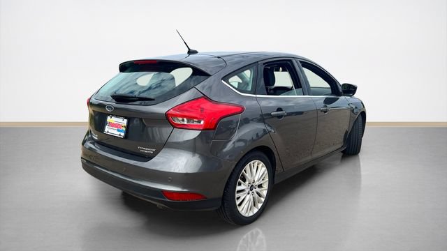 Used 2016 Ford Focus Titanium w/ Titanium Technology Package FWD image 3
