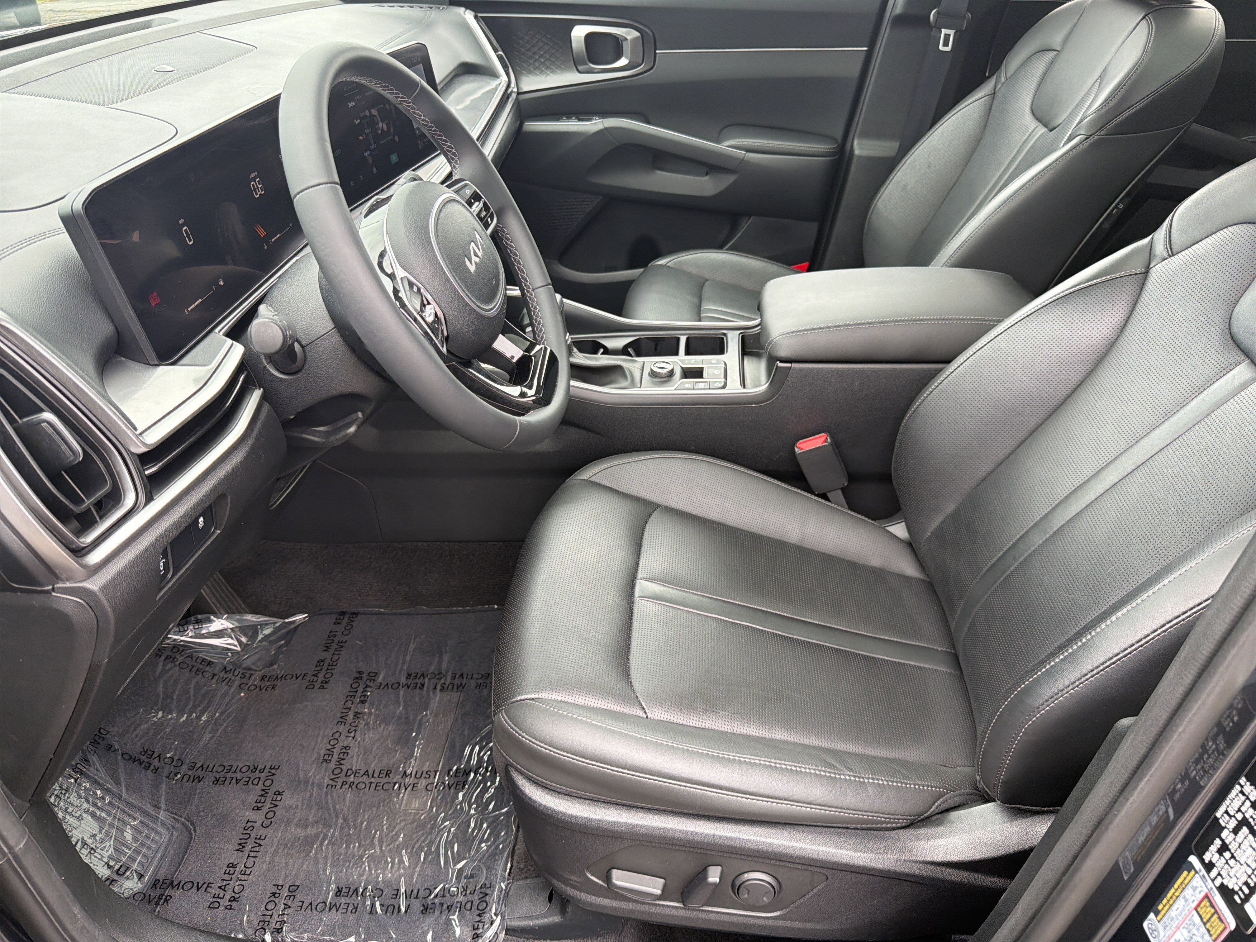 Used 2024 Kia Sorento S w/ Panoramic Sunroof Package FWD image 10