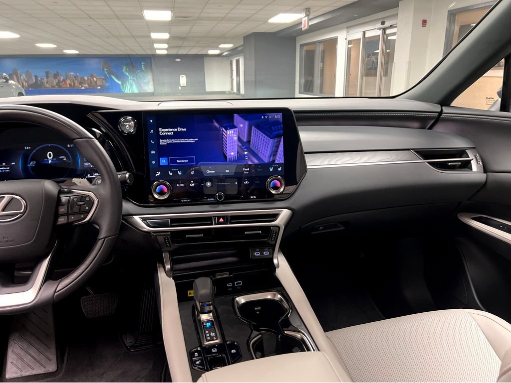 Certified 2026 Lexus RX 350h AWD/4WD image 35
