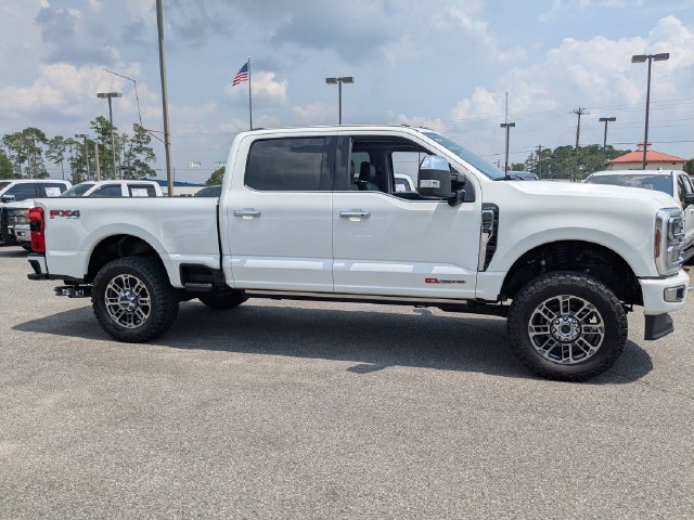 Used 2024 Ford F250 Limited w/ FX4 Off-Road Package AWD/4WD image 3