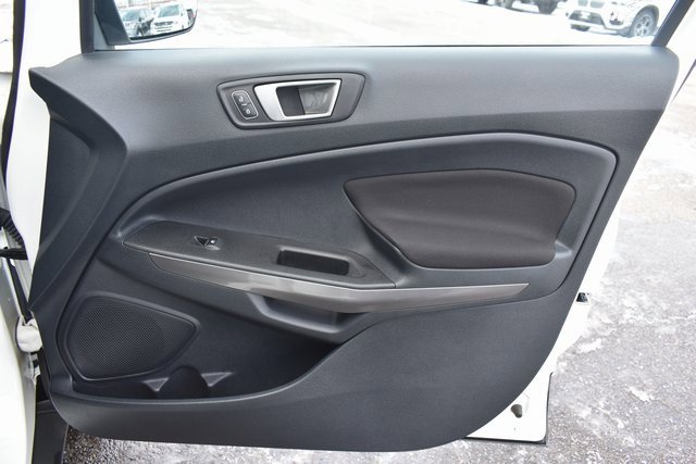 Used 2022 Ford EcoSport SE image 41