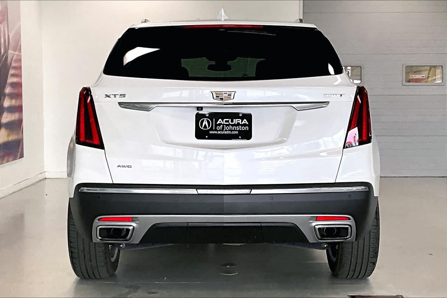 Used 2024 Cadillac XT5 Premium Luxury AWD/4WD image 5