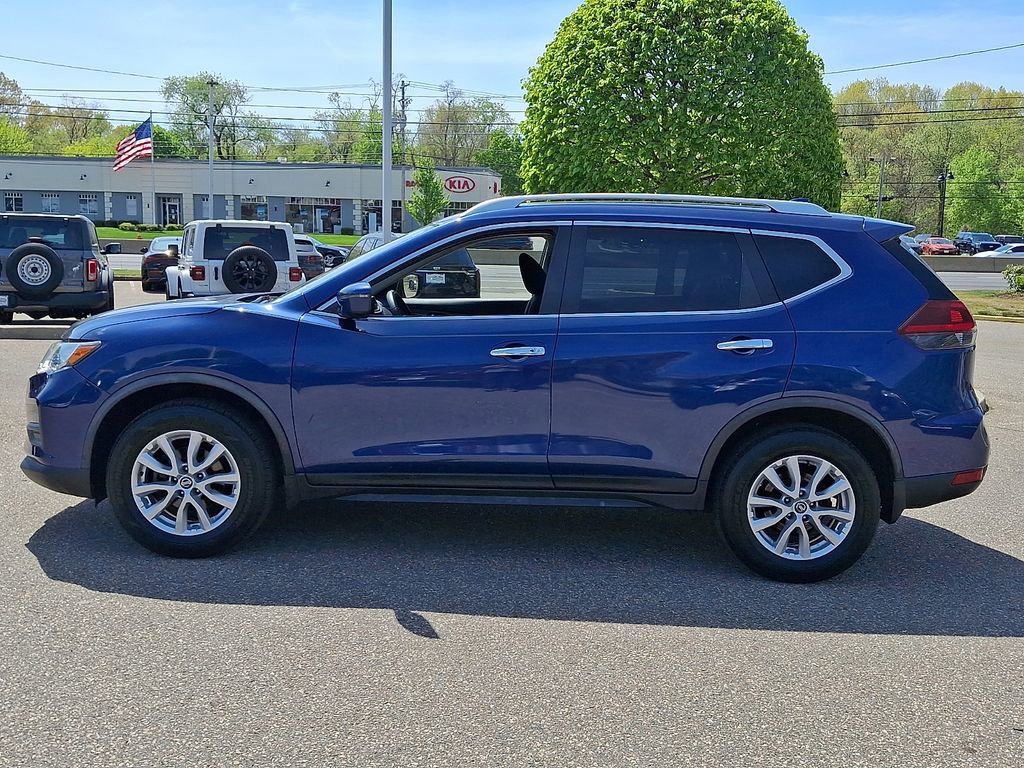 Used 2019 Nissan Rogue SV AWD/4WD image 5