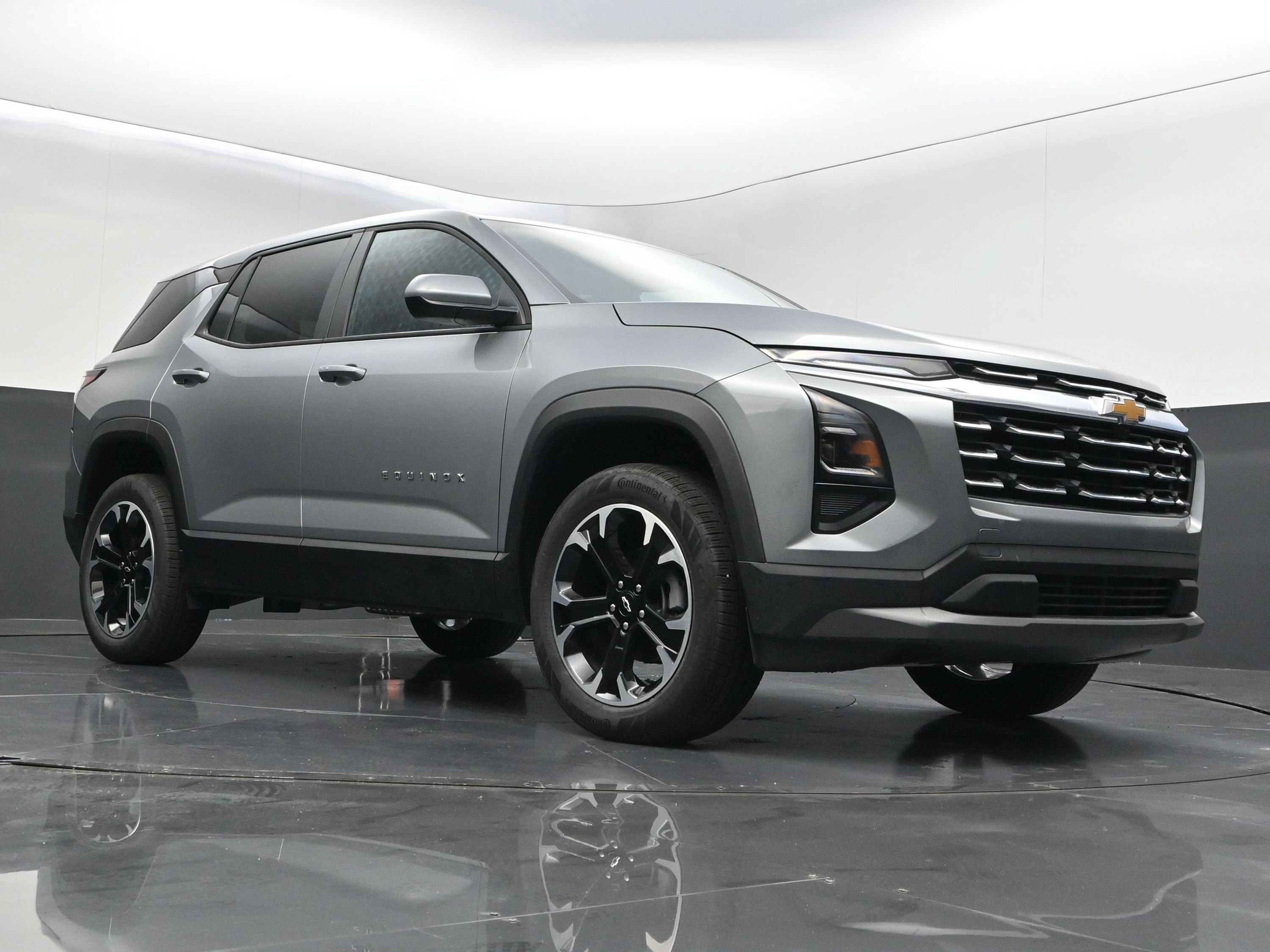 New 2027 Chevrolet Equinox LT w/ Convenience Package II FWD image 39