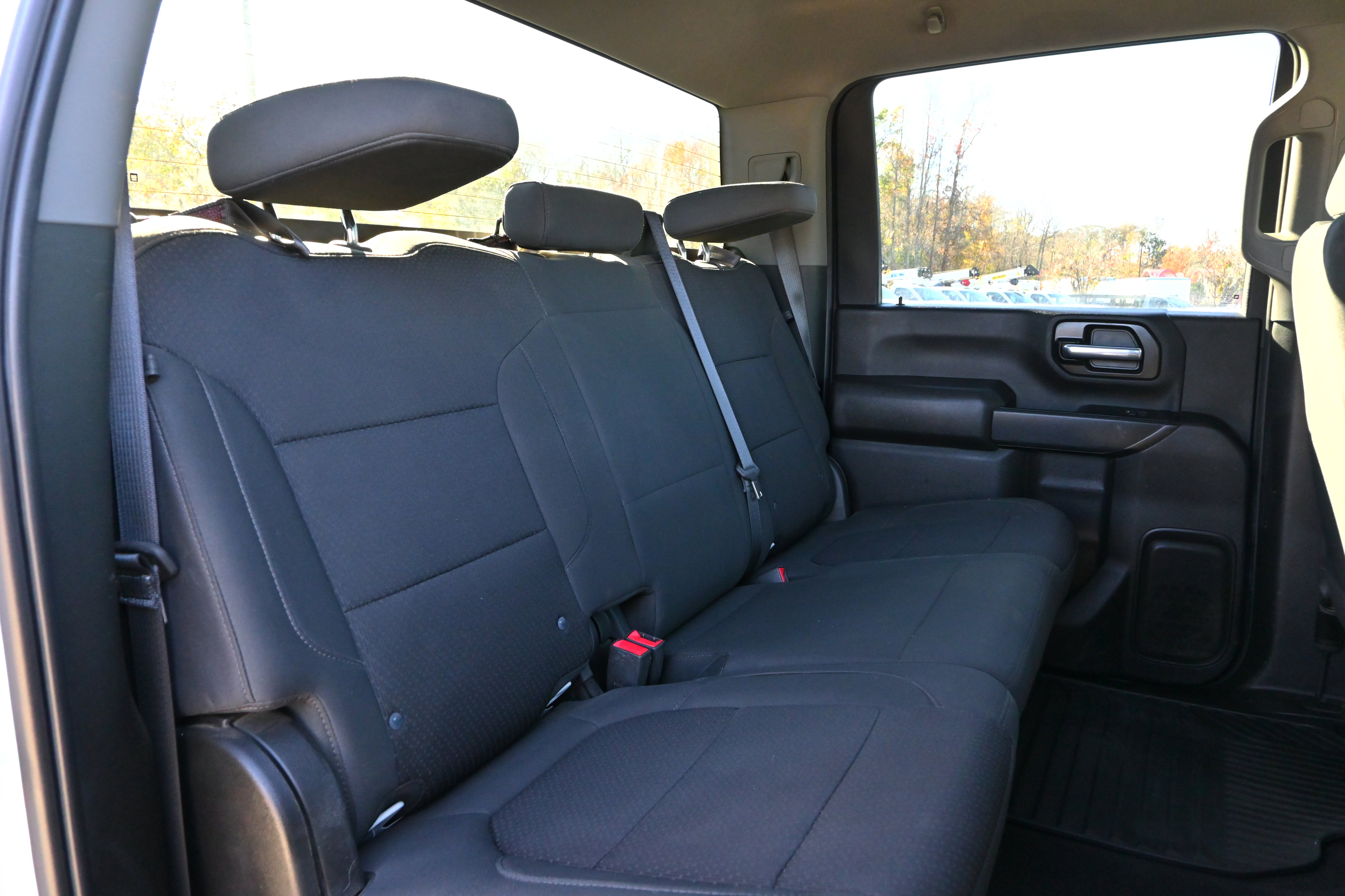 Used 2022 Chevrolet Silverado 2500 Custom w/ Custom Value Package image 11