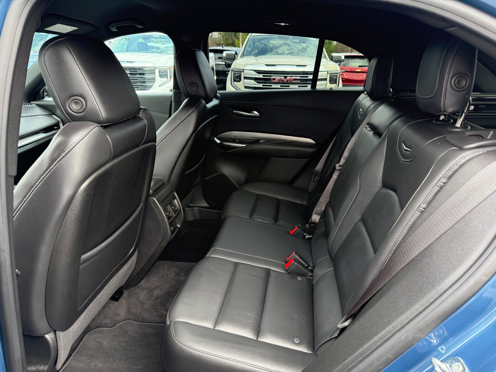 Certified 2024 Cadillac XT4 Premium Luxury AWD/4WD image 16
