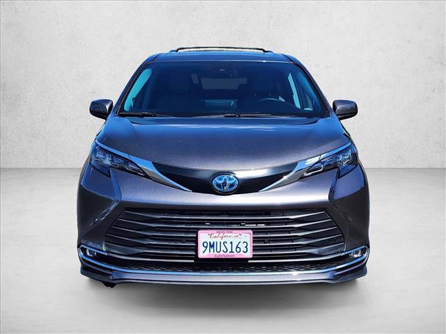 Certified 2024 Toyota Sienna XLE w/ XLE Plus Package FWD image 2
