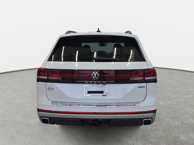 Used 2026 Volkswagen Atlas Peak Edition AWD/4WD image 5