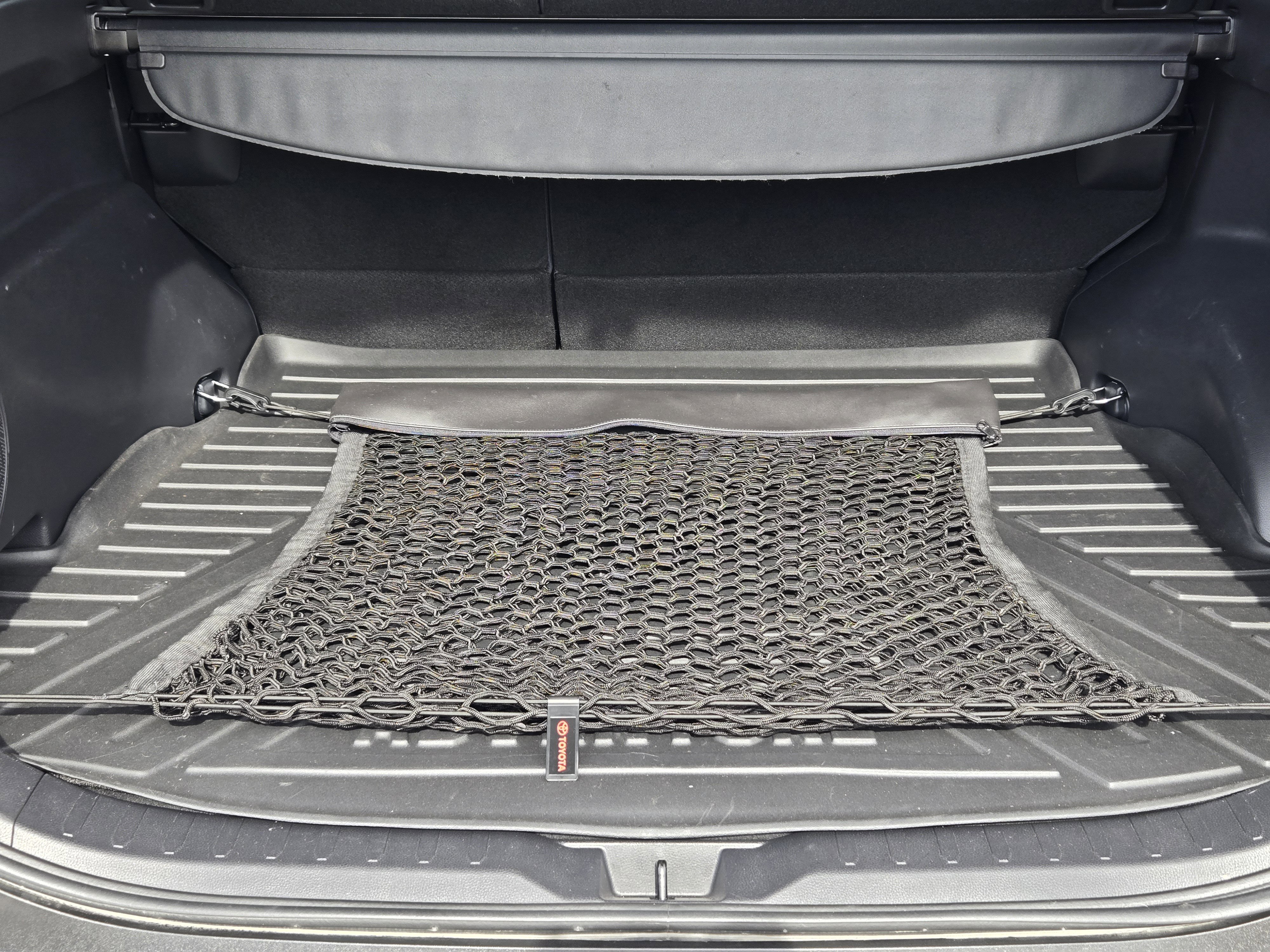 Used 2020 Toyota RAV4 XLE Premium image 37