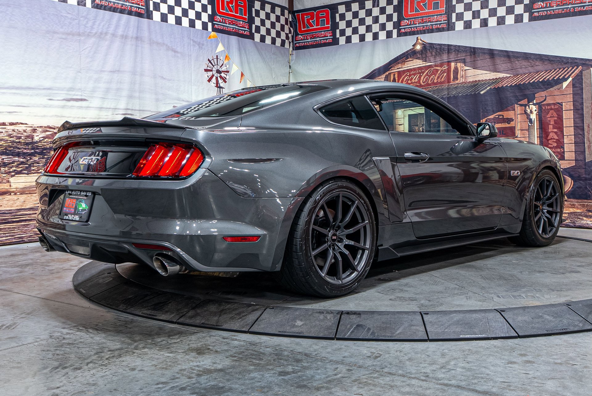 Used 2016 Ford Mustang GT w/ GT Performance Package image 7