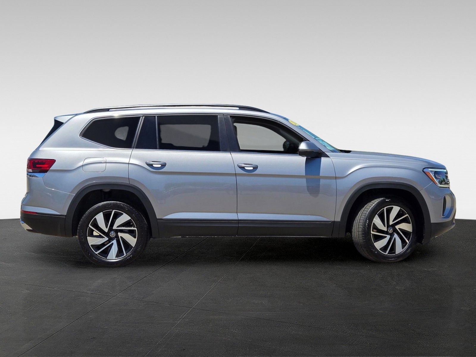 New 2026 Volkswagen Atlas SE AWD/4WD image 4