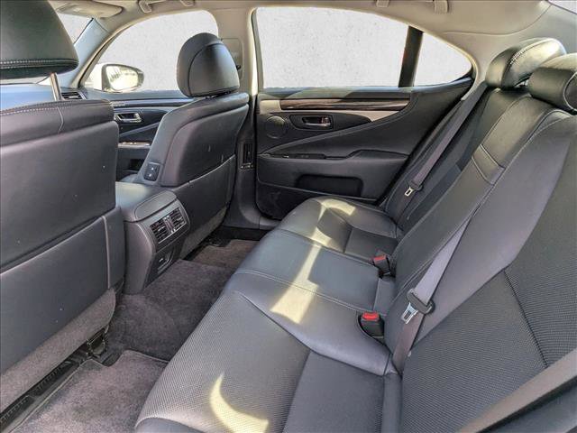 Used 2017 Lexus LS 460 w/ Comfort Package image 19