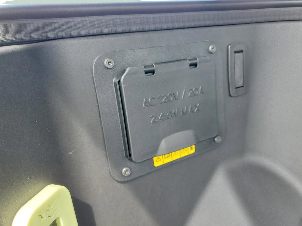 New 2025 Ford F150 Lightning Flash image 19