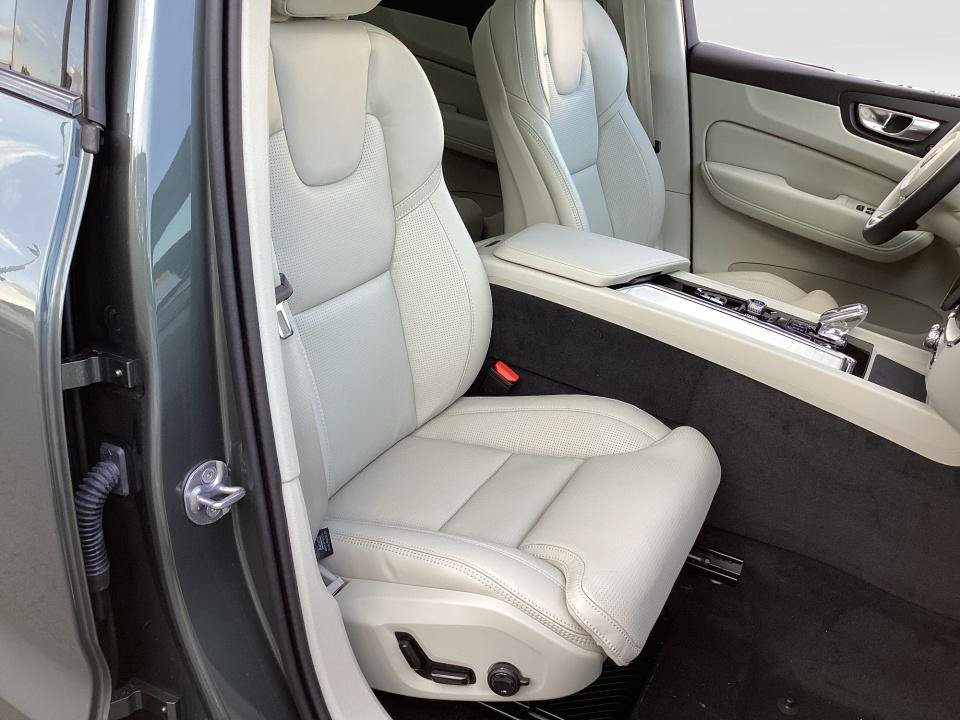 New 2027 Volvo XC60 T8 Ultra AWD/4WD image 28
