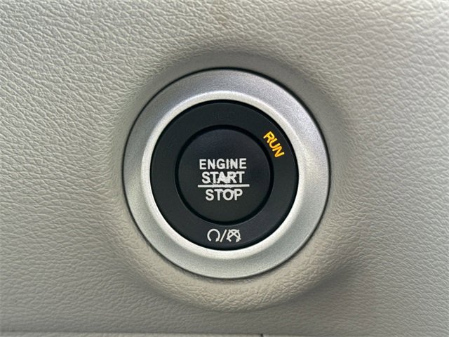 Used 2020 Chrysler Pacifica Touring-L image 25