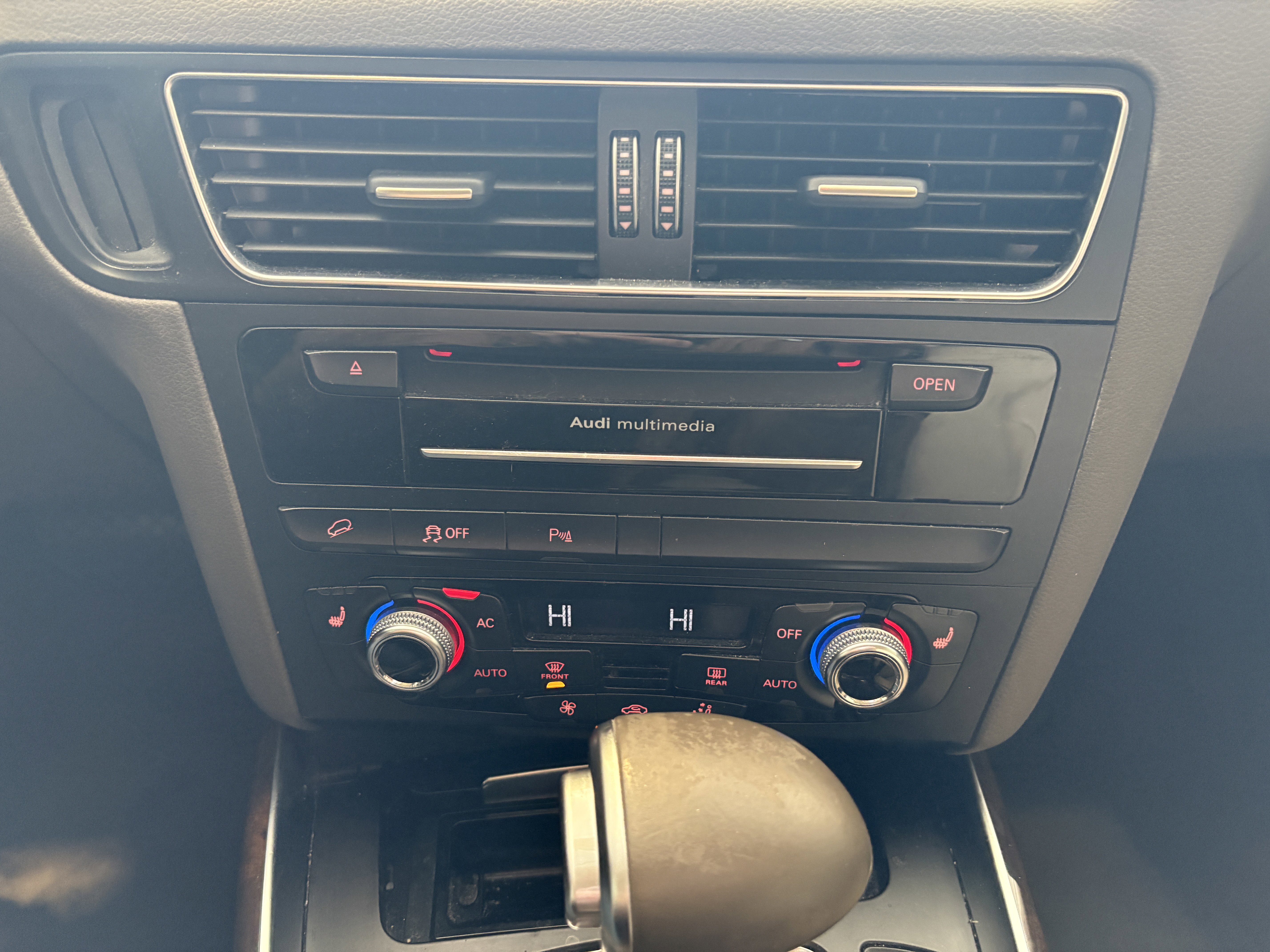 Used 2013 Audi Q5 2.0T Premium Plus w/ Premium Plus Pkg image 16