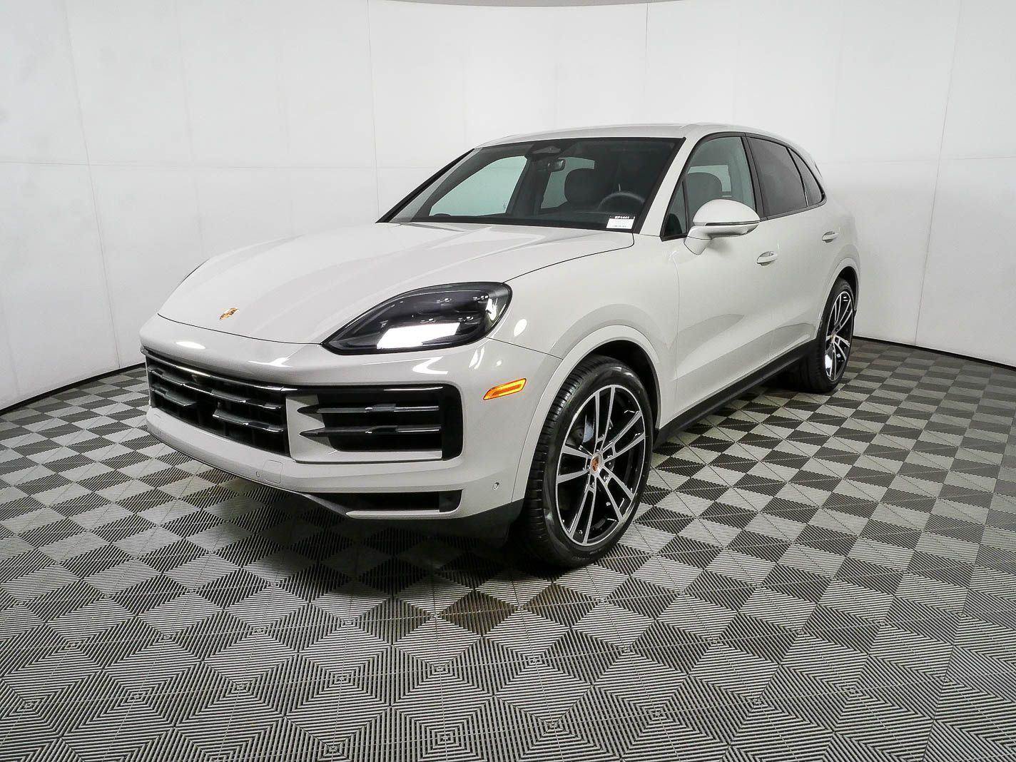 New 2026 Porsche Cayenne AWD/4WD image 1