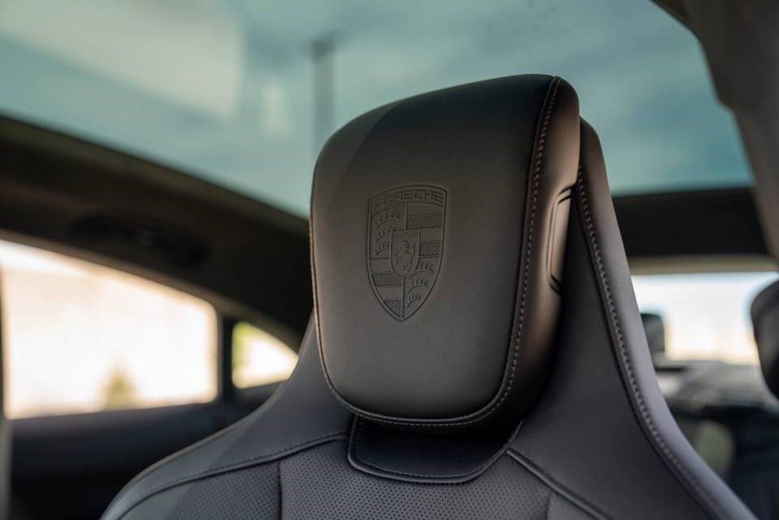 New 2026 Porsche Taycan GTS AWD/4WD image 13