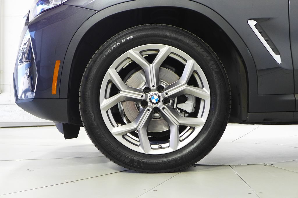 Used 2023 BMW X3 sDrive30i w/ Premium Package RWD image 5