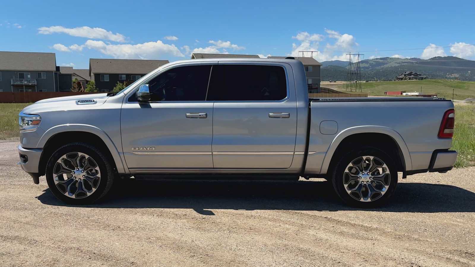 Used 2024 RAM 1500 Limited AWD/4WD image 6