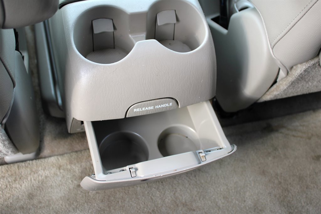 Used 2005 Toyota Sienna XLE image 22