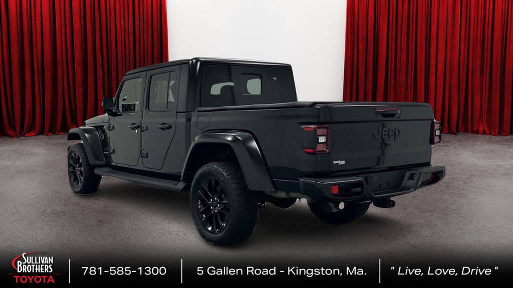Used 2022 Jeep Gladiator Overland AWD/4WD image 7
