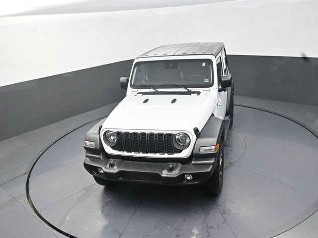 Used 2024 Jeep Wrangler Sport AWD/4WD image 13
