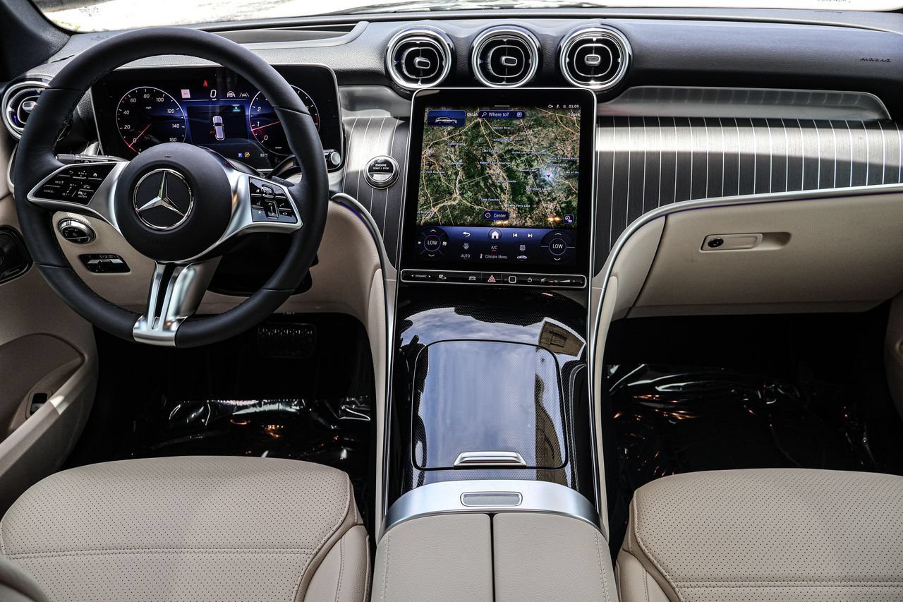 New 2026 Mercedes-Benz GLC 300 4MATIC image 32