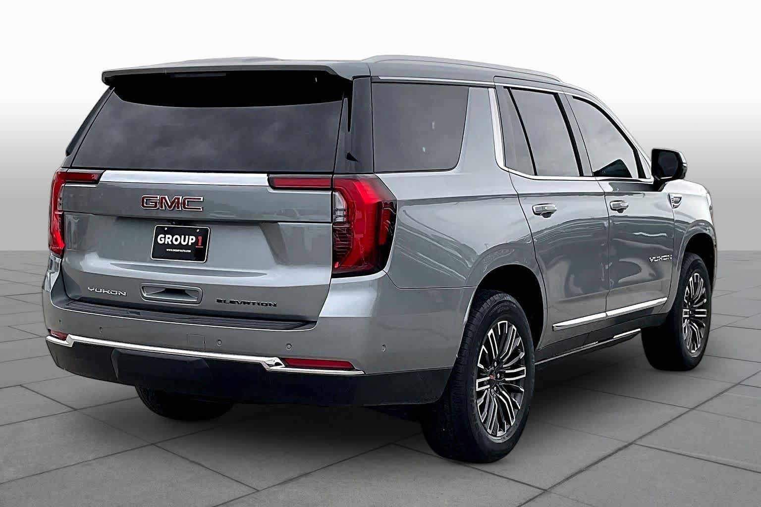 Used 2025 GMC Yukon Elevation w/ LPO, Elevation Black Package RWD image 13