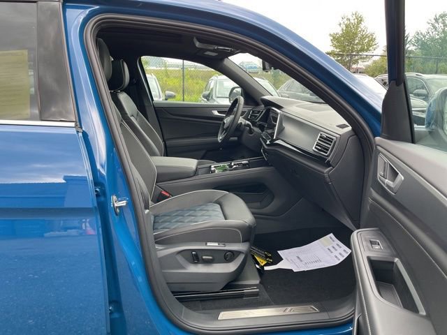 New 2025 Volkswagen Atlas Cross Sport SEL Premium R-Line image 13