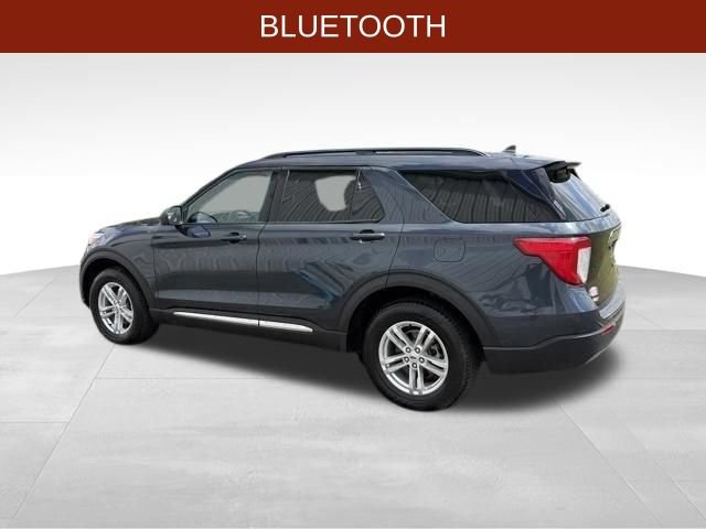 Used 2022 Ford Explorer XLT w/ Equipment Group 202A AWD/4WD image 4