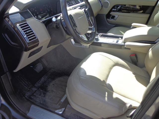 Used 2018 Land Rover Range Rover HSE image 7