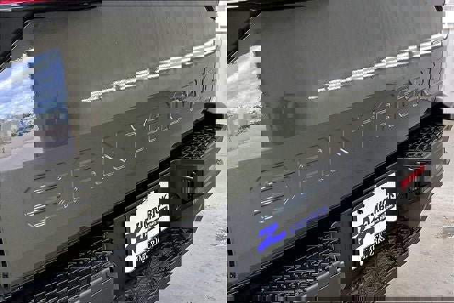 Used 2025 Hyundai Santa Cruz SEL image 17