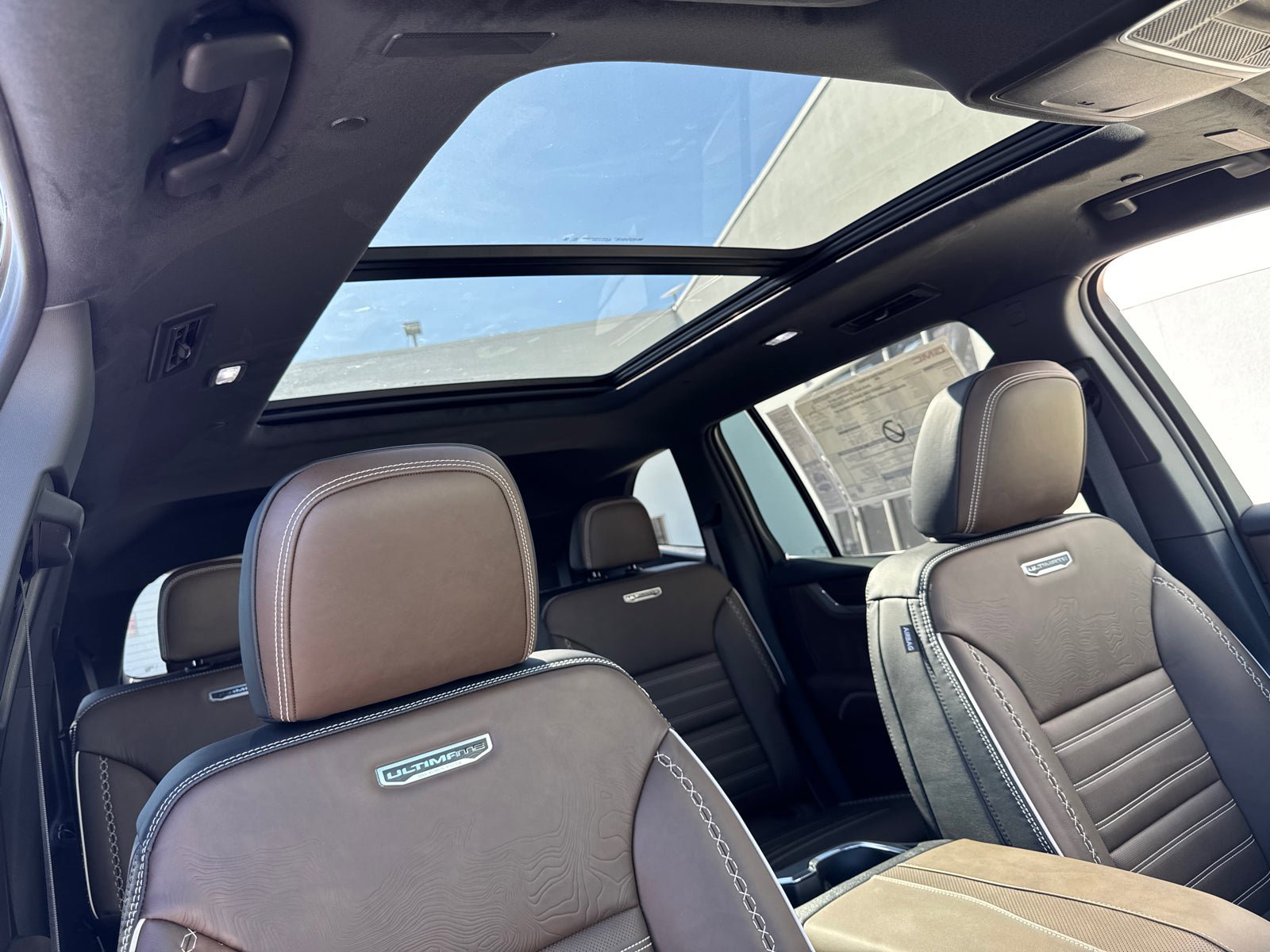 New 2026 GMC Acadia Denali Ultimate w/ LPO, Illumination Package AWD/4WD image 17