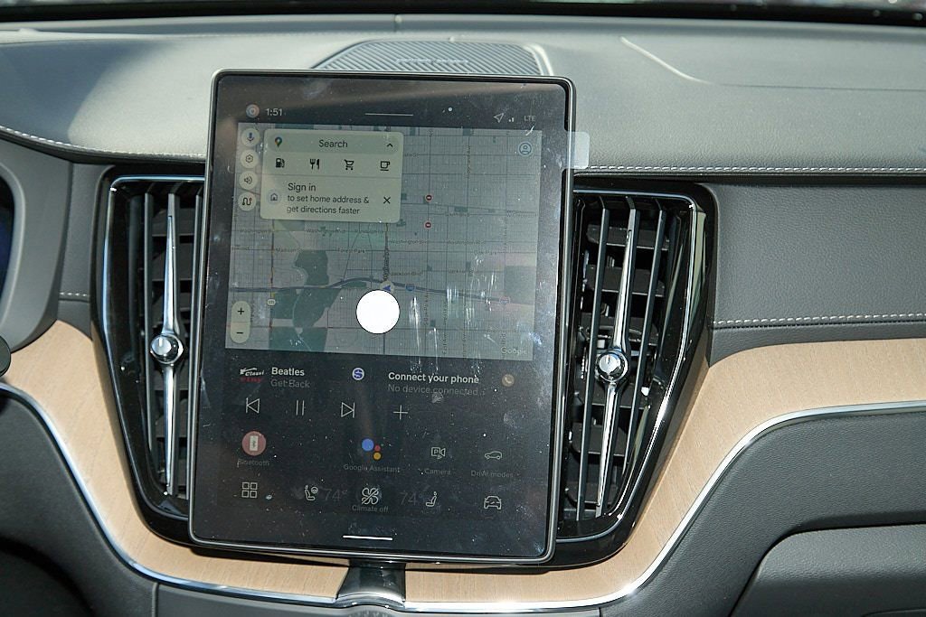 New 2026 Volvo XC60 B5 Ultra w/ Climate Package image 26